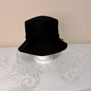 Laura Ashley Women’s Black 100% Wool Bucket Hat